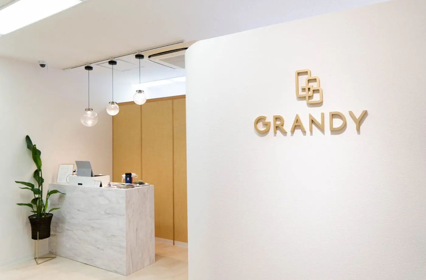 生駒店のスタジオGRANDY
